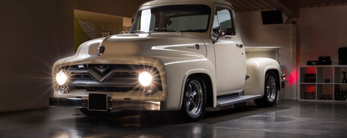 Ford F1 100 Pick Up Truck