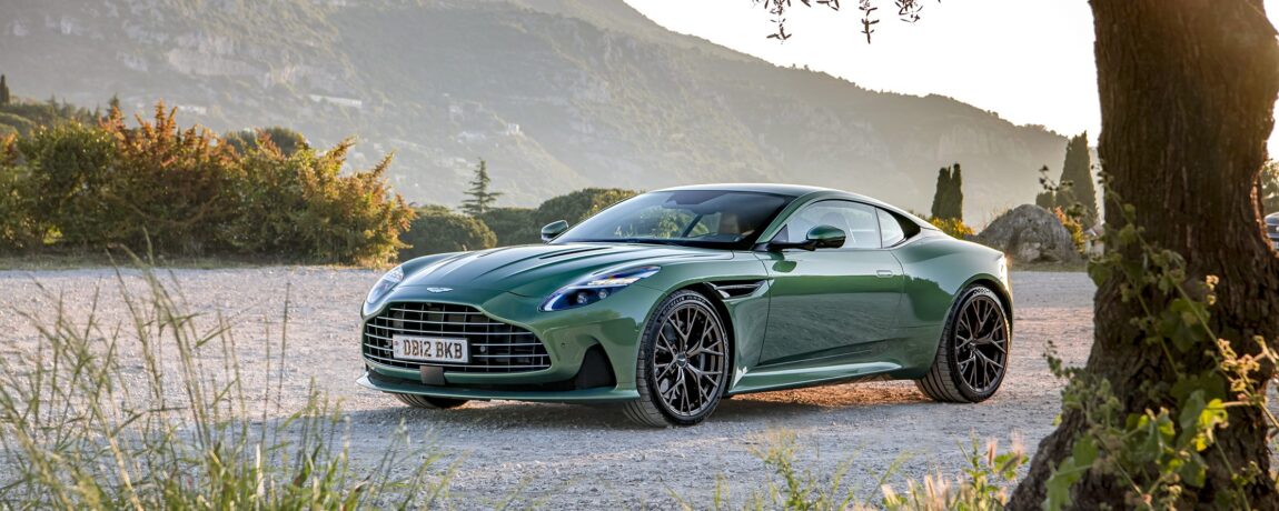 Aston Martin DB12