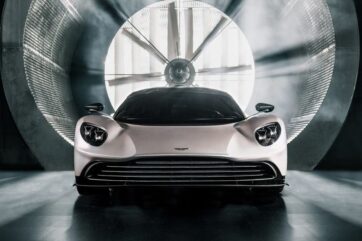 Aston Martin Valhalla