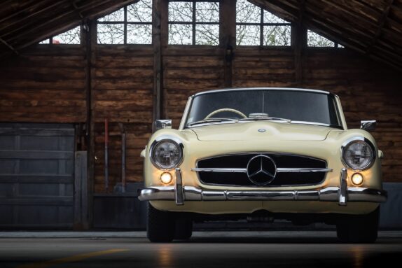 Mercedes Benz Header